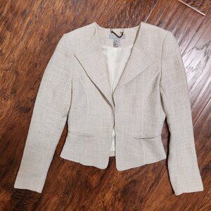 Gorgeous tailored suit jacket